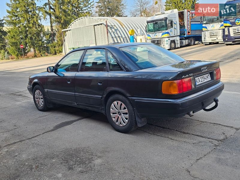 Седан Audi 100 1991 в Києві