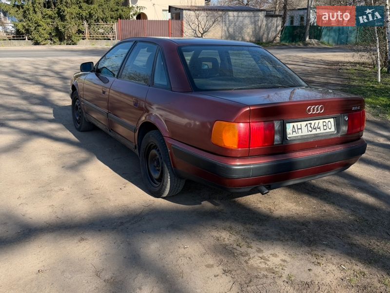 Седан Audi 100 1994 в Днепре