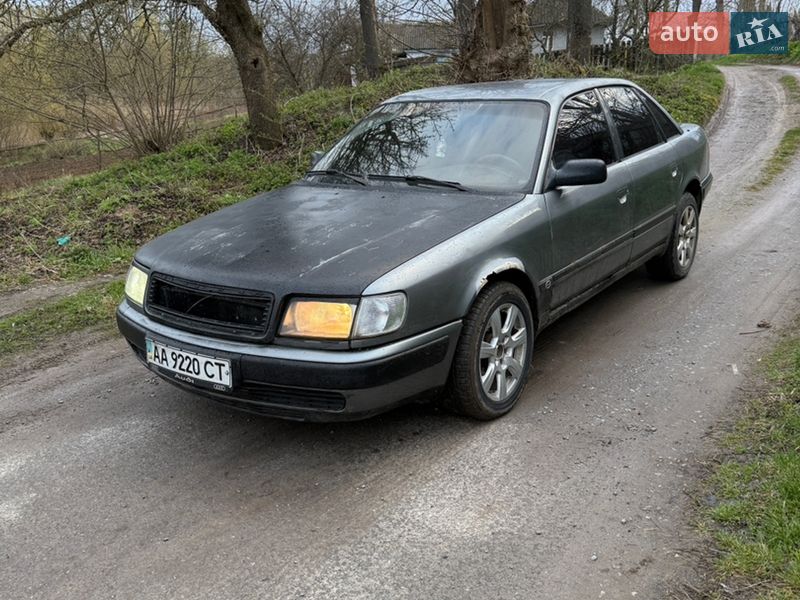 Audi 100 1992 Audi 100 1992