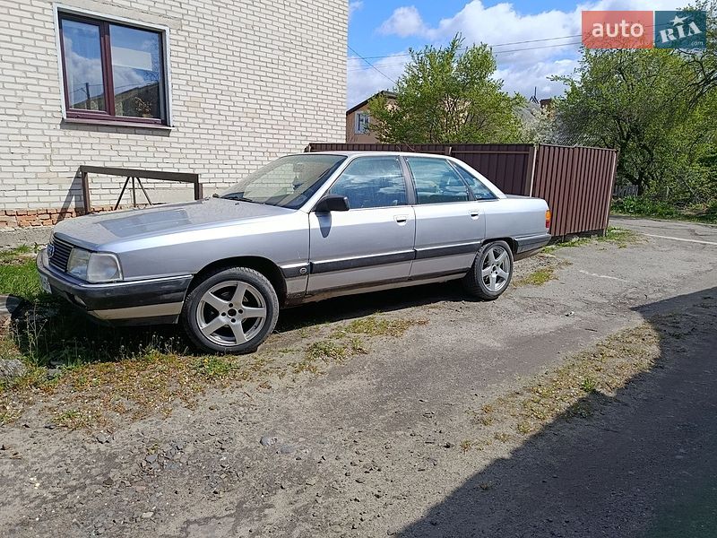 Audi 100 1990