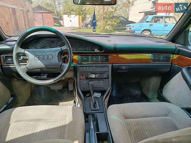 Седан Audi 100 1990 в Луцьку