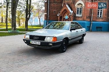 Седан Audi 100 1988 в Сумах