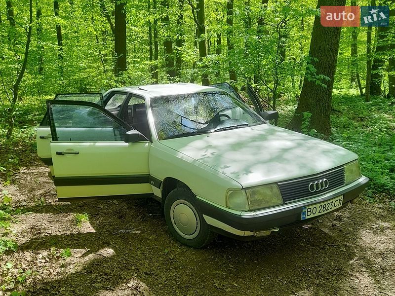 Audi 100 1986