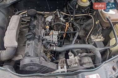 Седан Audi 100 1993 в Львове