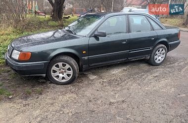 Седан Audi 100 1993 в Львове