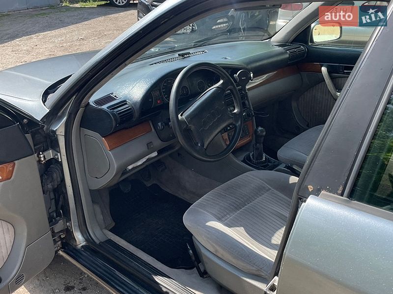 Седан Audi 100 1992 в Харькове