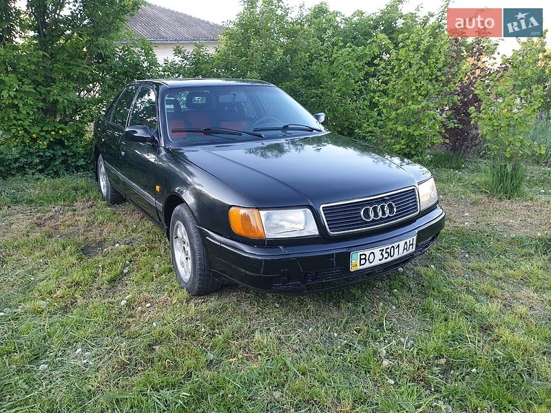 Седан Audi 100 1991 в Підволочиську