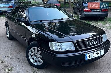 Седан Audi 100 1992 в Днепре