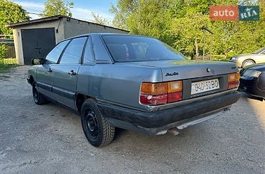 Седан Audi 100 1983 в Ковеле