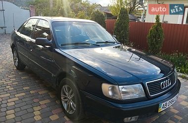Седан Audi 100 1992 в Тульчині