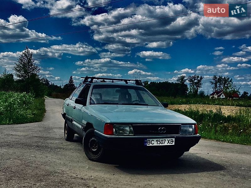 Audi 100 1984