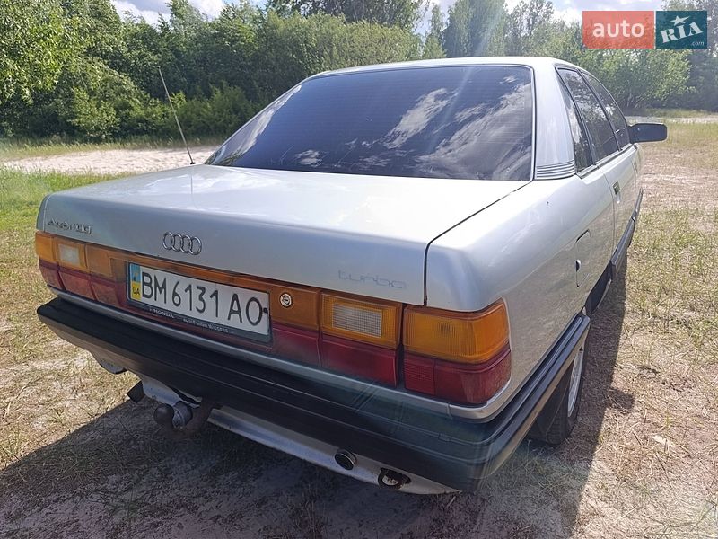 Седан Audi 100 1989 в Лебедине