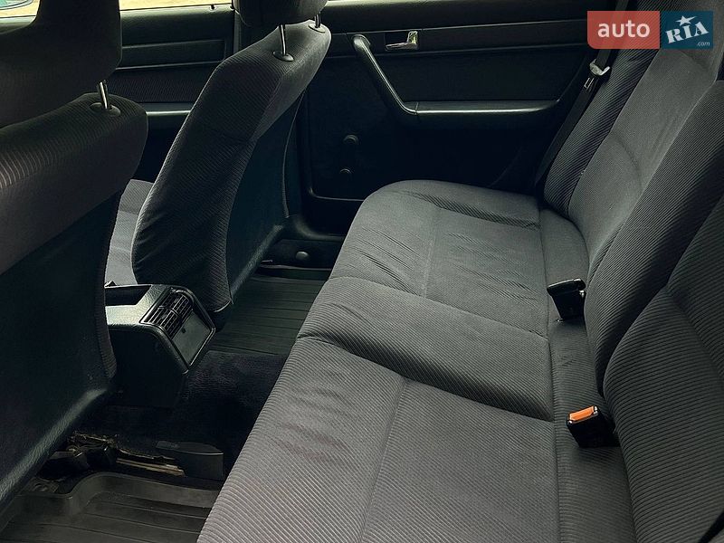 Седан Audi 100 1994 в Хмельницком