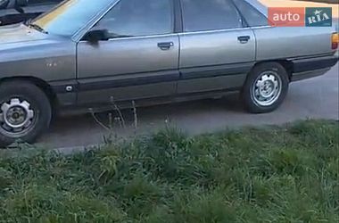 Седан Audi 100 1989 в Житомирі