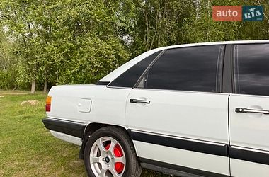 Седан Audi 100 1983 в Ковеле