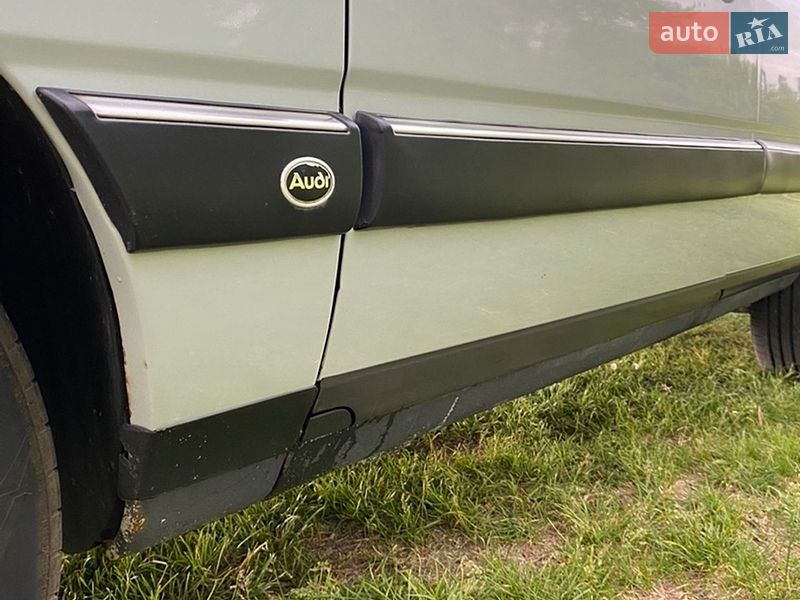 Седан Audi 100 1983 в Ковеле