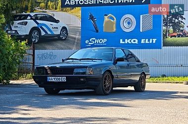 Седан Audi 100 1990 в Києві