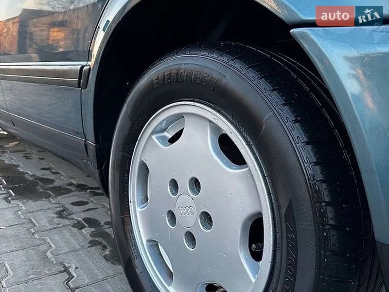 Седан Audi 100 1991 в Одессе