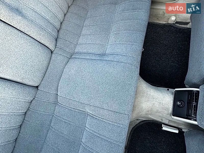 Седан Audi 100 1991 в Одессе