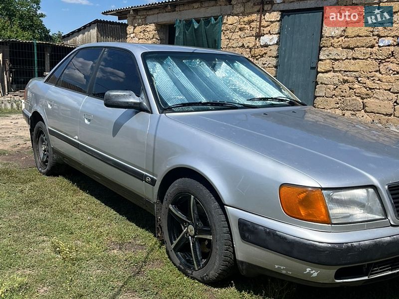 Седан Audi 100 1991 в Миколаєві