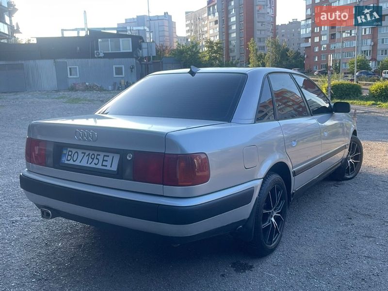 Седан Audi 100 1992 в Тернополі