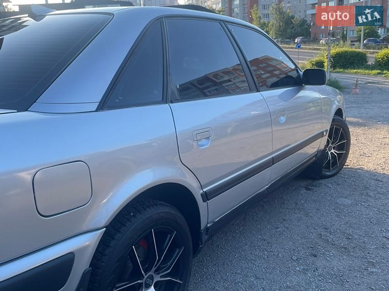 Седан Audi 100 1992 в Тернополі