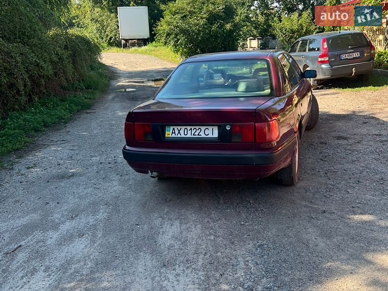 Седан Audi 100 1991 в Кременчуці