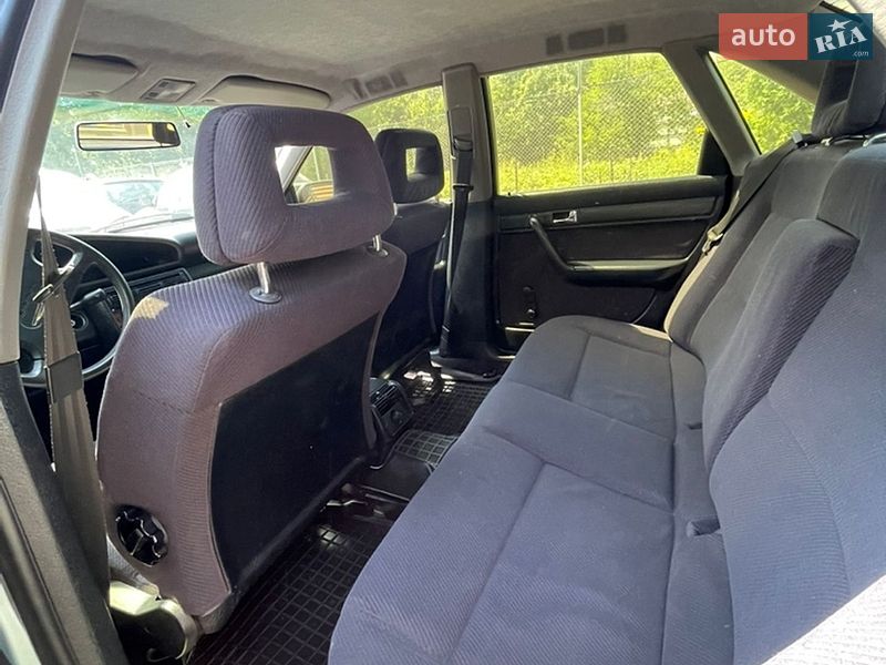 Седан Audi 100 1992 в Хмельницькому