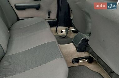 Седан Audi 100 1988 в Днепре