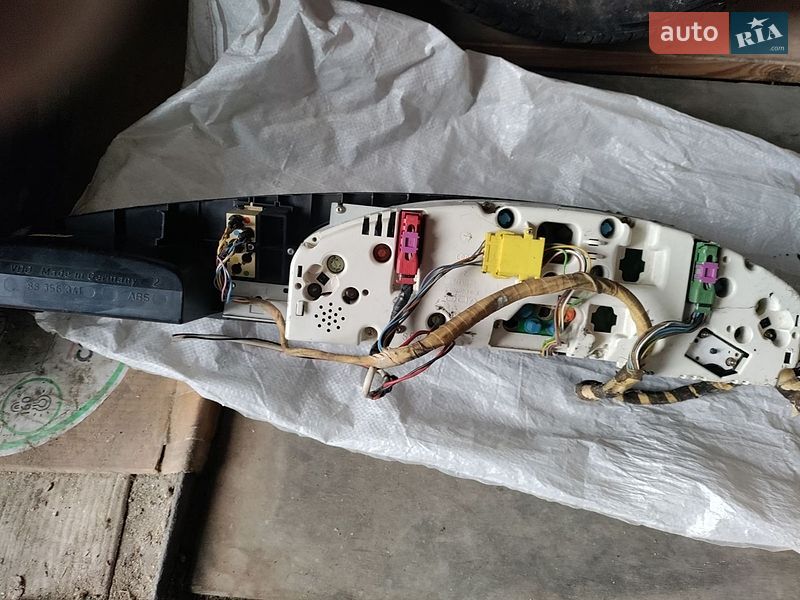 Седан Audi 100 1988 в Днепре