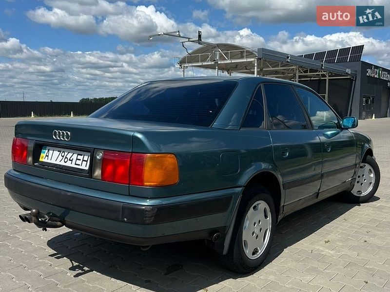 Седан Audi 100 1992 в Киеве