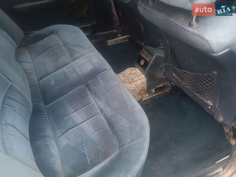 Седан Audi 100 1988 в Тернополе
