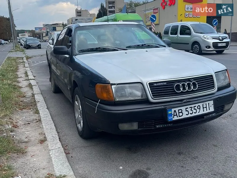 Audi 100