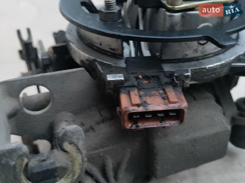 Седан Audi 100 1988 в Днепре