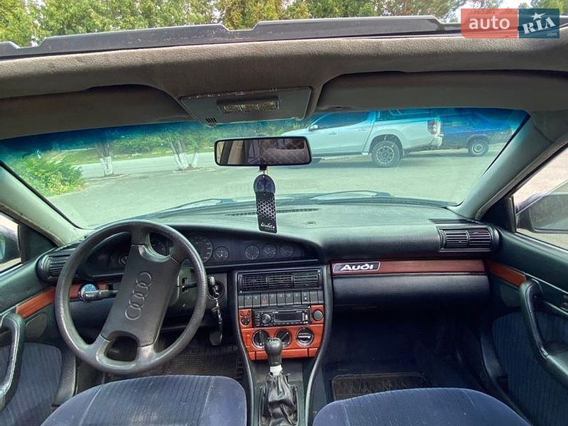 Седан Audi 100 1991 в Глухове