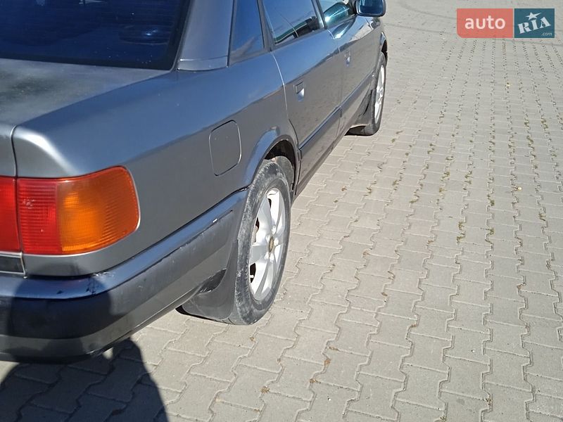 Седан Audi 100 1993 в Чорткове