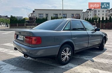 Седан Audi 100 1994 в Ровно