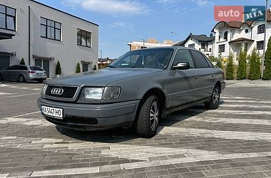 Седан Audi 100 1994 в Ровно