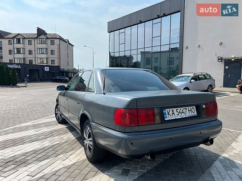 Седан Audi 100 1994 в Ровно