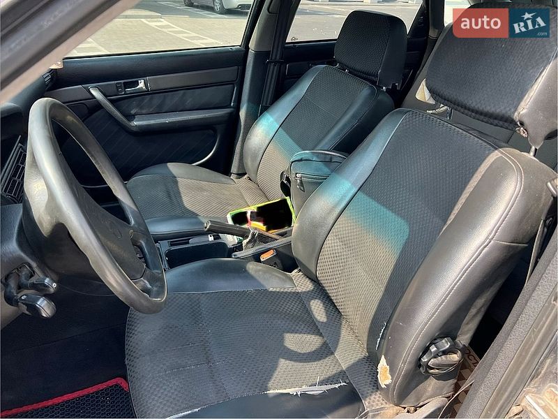Седан Audi 100 1994 в Ровно