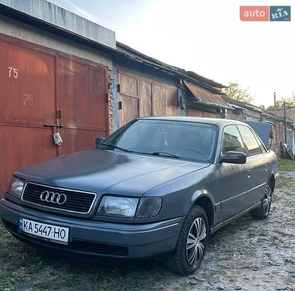 Седан Audi 100 1994 в Ровно