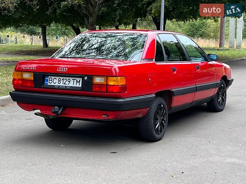 Седан Audi 100 1990 в Рівному