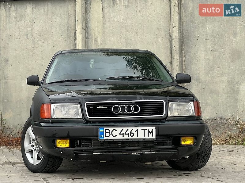 Седан Audi 100 1994 в Дрогобичі