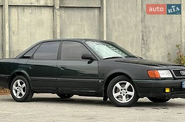 Седан Audi 100 1994 в Дрогобичі