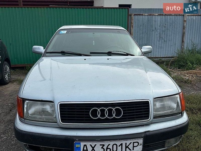 Универсал Audi 100 1992 в Владимире