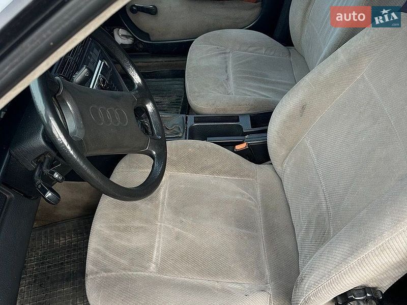 Универсал Audi 100 1992 в Владимире