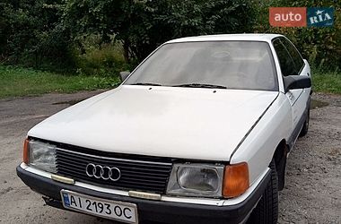 Седан Audi 100 1989 в Кагарлыке