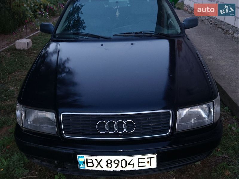 Седан Audi 100 1993 в Деражні