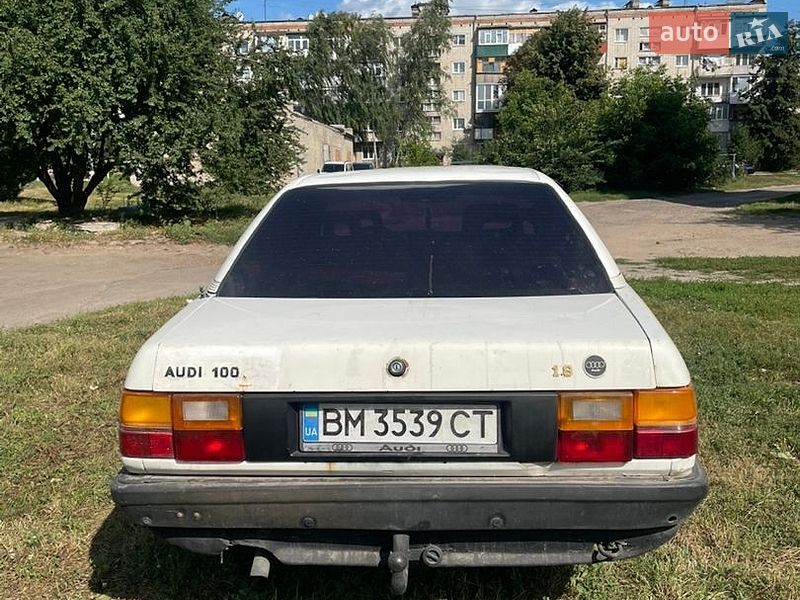 Седан Audi 100 1986 в Глухові