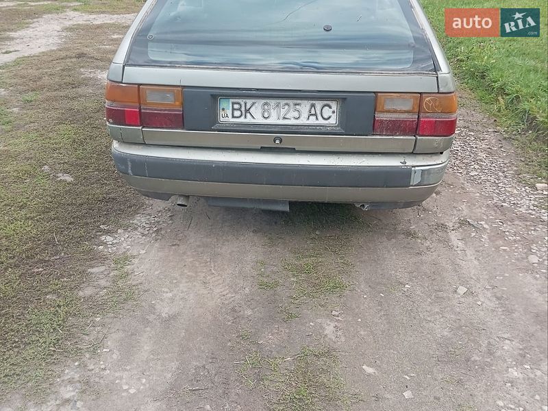 Универсал Audi 100 1984 в Мизоче